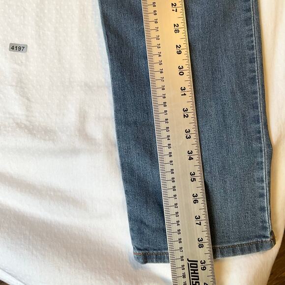 Gloria Vanderbilt Women Amanda Jeans size 8 Blue High Rise Straight Leg Stretch - Picture 3 of 11